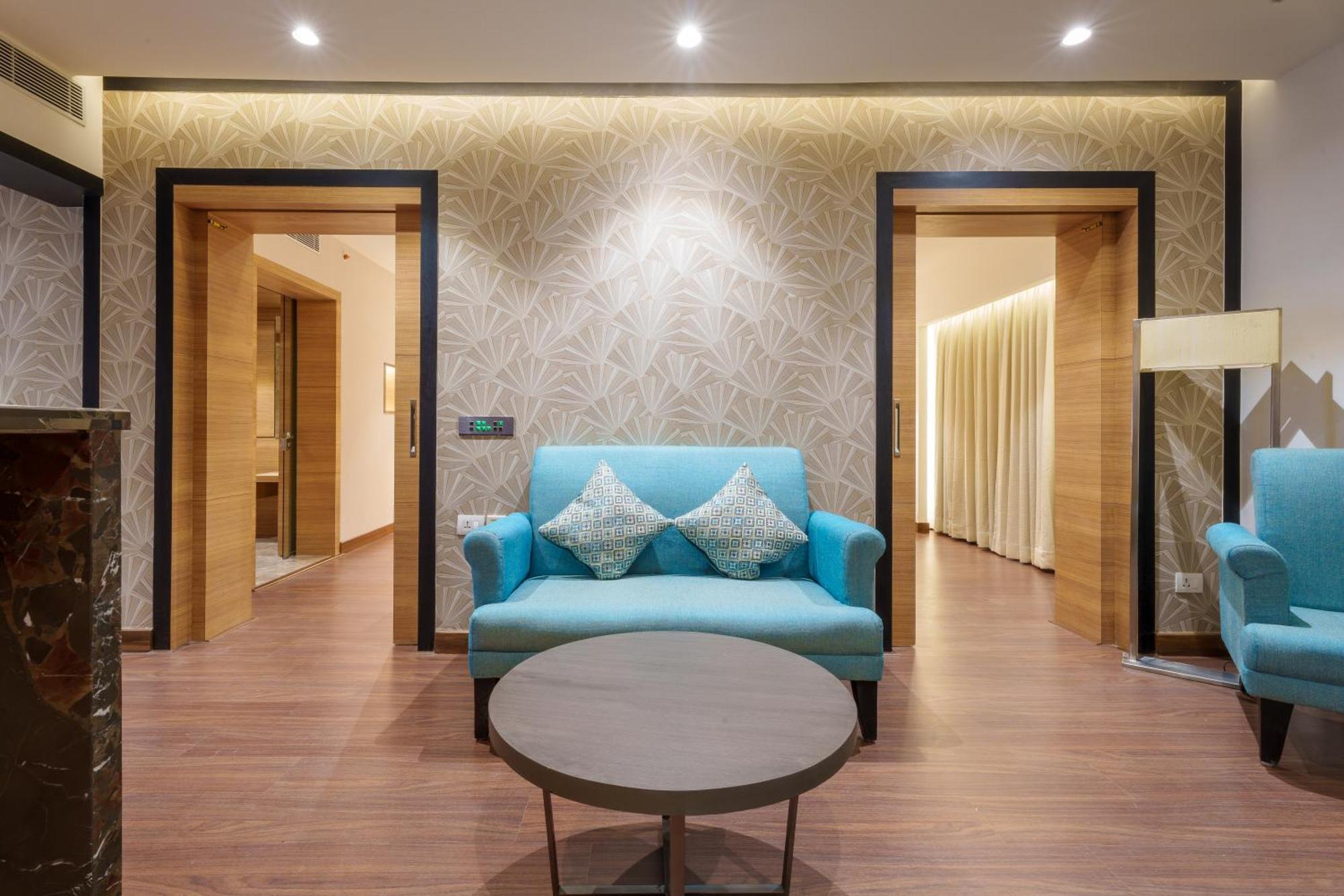 Pharos Hotels เชนไน ภายนอก รูปภาพ