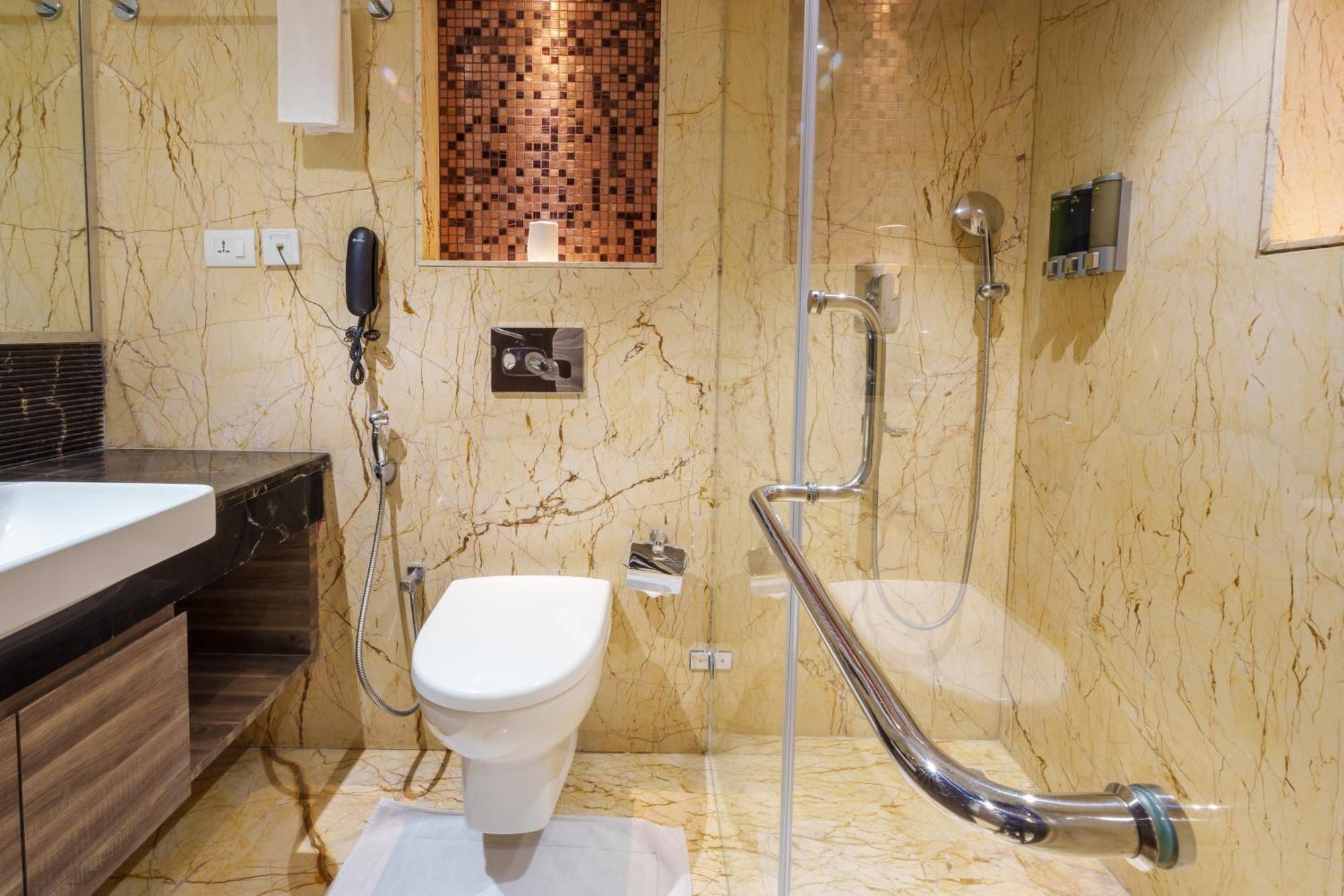 Pharos Hotels เชนไน ภายนอก รูปภาพ