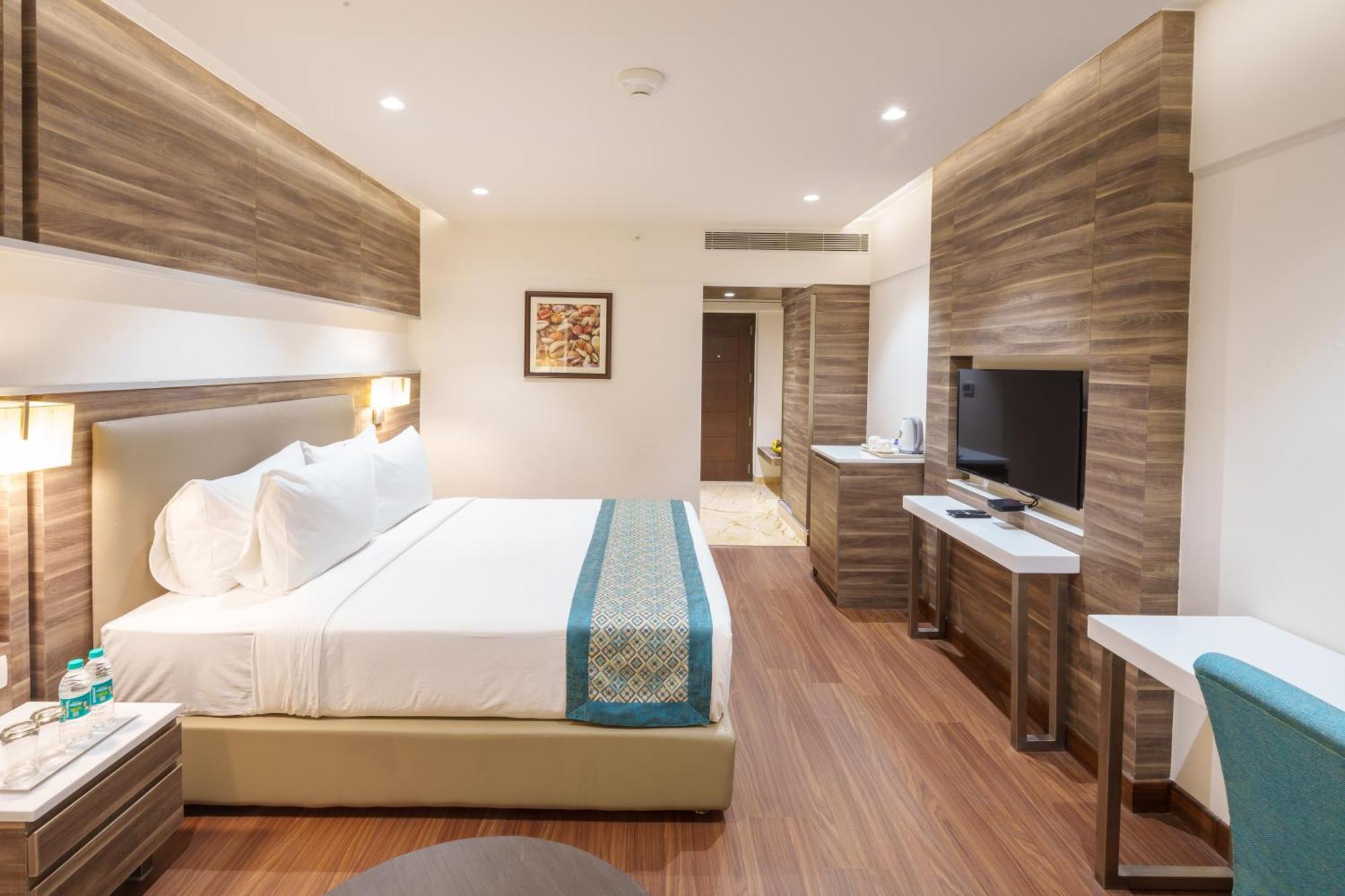 Pharos Hotels เชนไน ภายนอก รูปภาพ